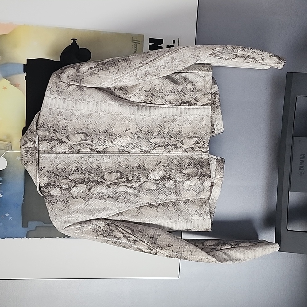 Snakeskin Jacket - Picture 7 of 9